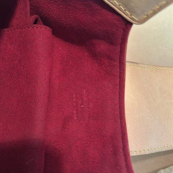 LOUIS VUITTON
Monogram Multicolor Ursula White - Picture 14 of 14